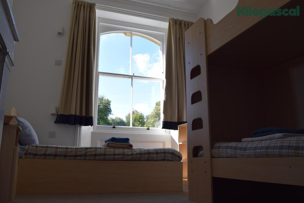 Fsc Juniper Hall Hostel Mickleham Buitenkant foto