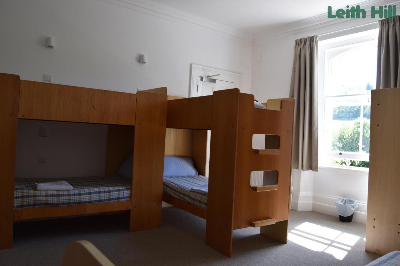 Fsc Juniper Hall Hostel Mickleham Buitenkant foto